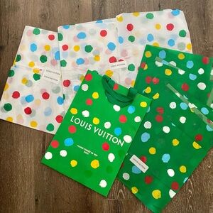 Louis Vuitton Limited Edition Yayoi Kusama Paper Bag